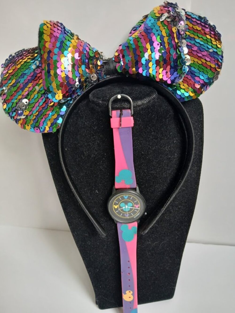 DISNEY BUNDLE Vintage 90's Walt Disney MICKEY MOUSE Watch & Minnie Headband